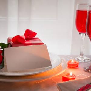 Come organizzare una cena di San Valentino perfetta