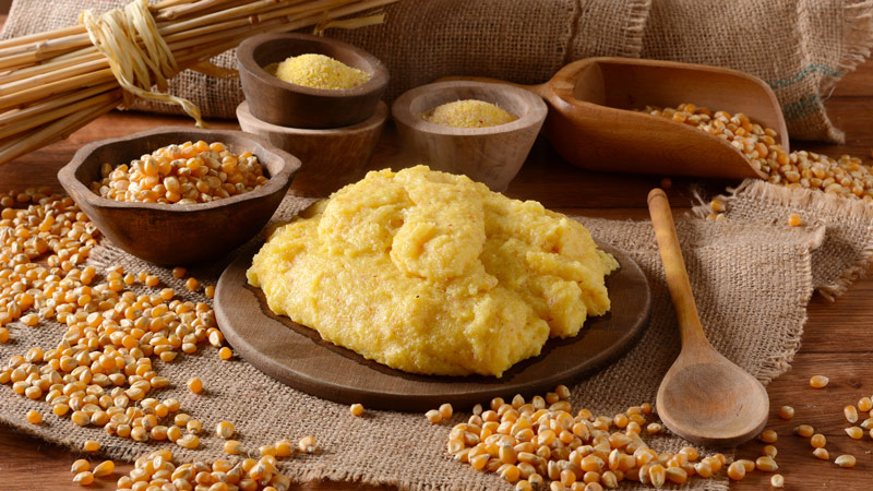 Polenta istantanea o naturale: pro, contro, differenze