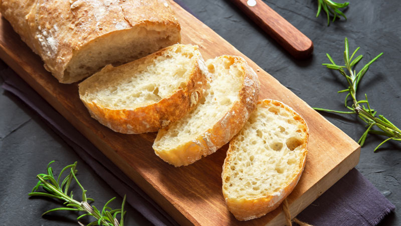 Come riciclare il pane: 5 ricette utili più una
