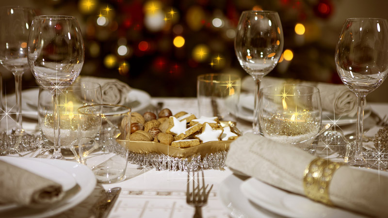 tavola natale bianco e oro