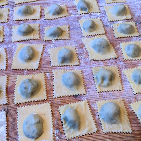 Agnolotti con porcini melanzane e carne