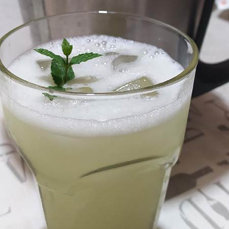 Bevanda rinfrescante alla menta