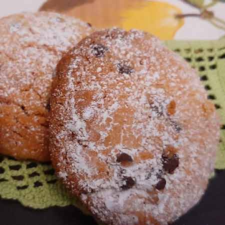 Biscotti al burro di arachidi e gocce di cioccolata