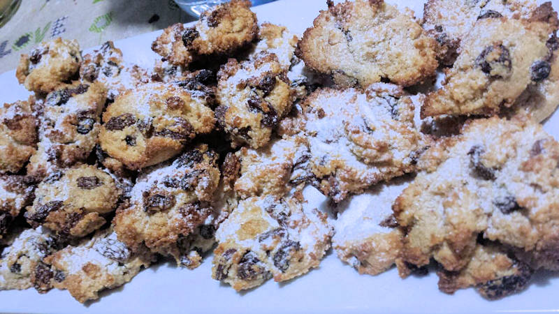 Biscotti cannella e uvetta