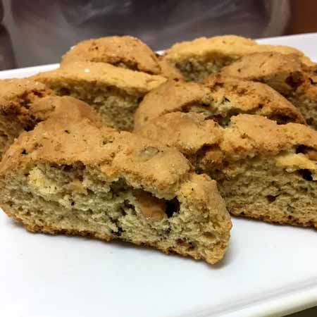 Biscotti con frutta secca