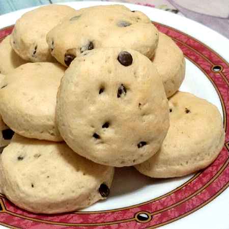 Biscotti panna e gocce di cioccolato