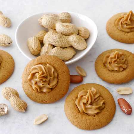 Biscotti veloci con burro di arachidi