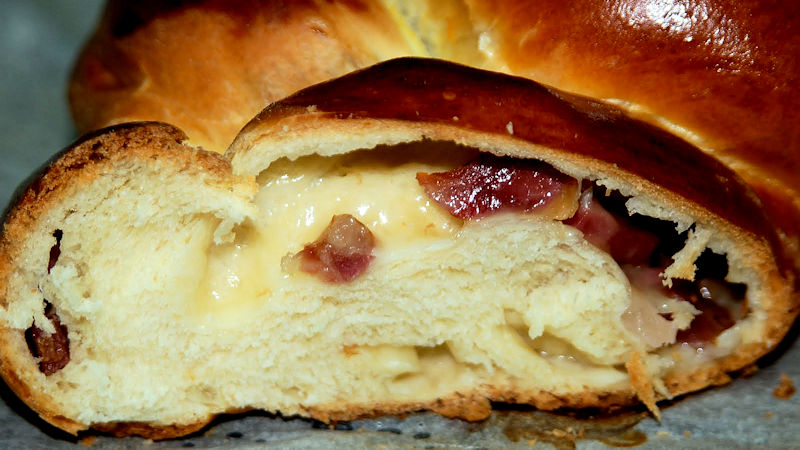 Brioche rustica prosciutto e scamorza