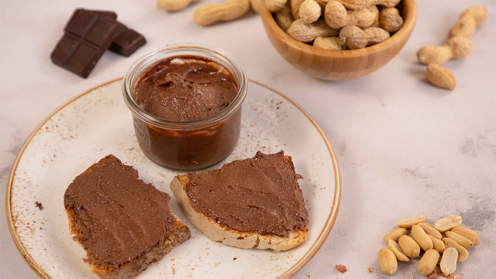 Burro di arachidi al cioccolato