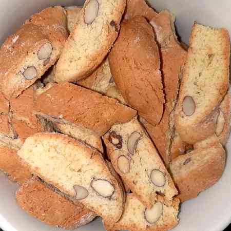 Cantucci mandorle e cannella