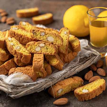 Cantucci mandorle e limone senza burro