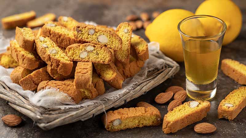 Cantucci mandorle e limone senza burro