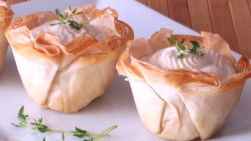 Cestini con mousse di prosciutto