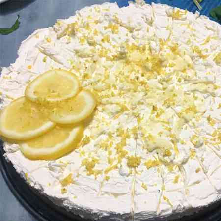 Cheesecake al limone e amaretti