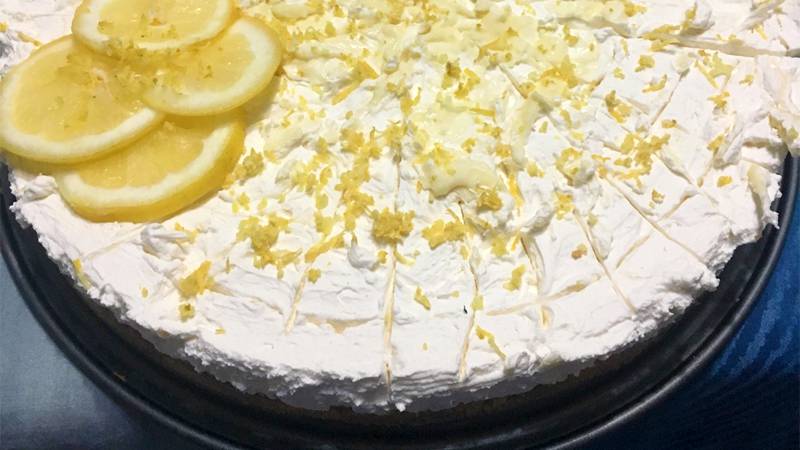 Cheesecake al limone e amaretti