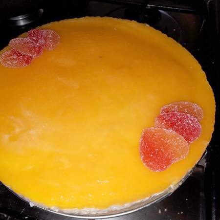 Cheesecake alle pesche sciroppate