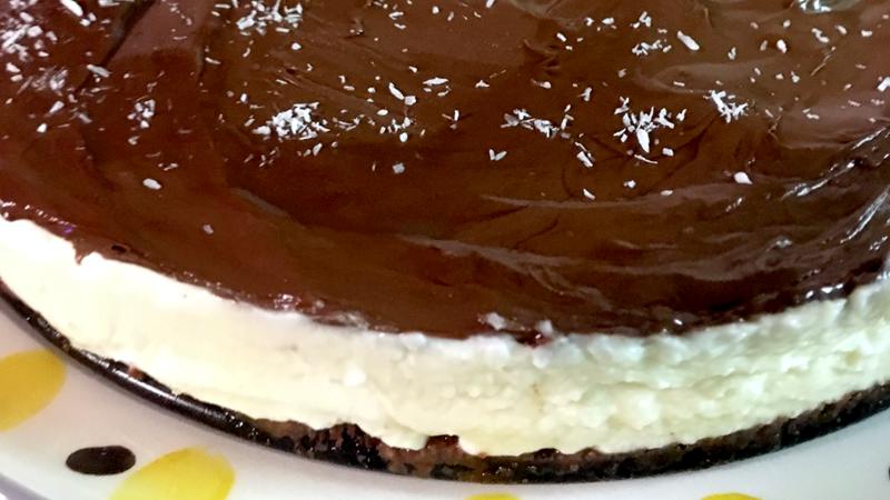 Cheesecake Bounty senza gelatina