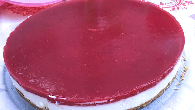 Cheesecake cioccolato bianco, lamponi e fragole