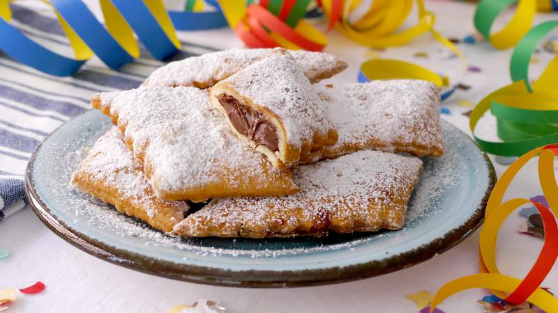 Chiacchiere ripiene alla Nutella