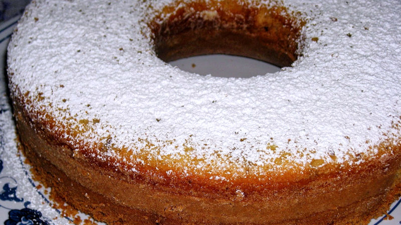 Ciambella al cocco con farina di kamut