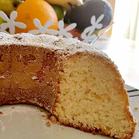 Ciambella al cocco senza glutine