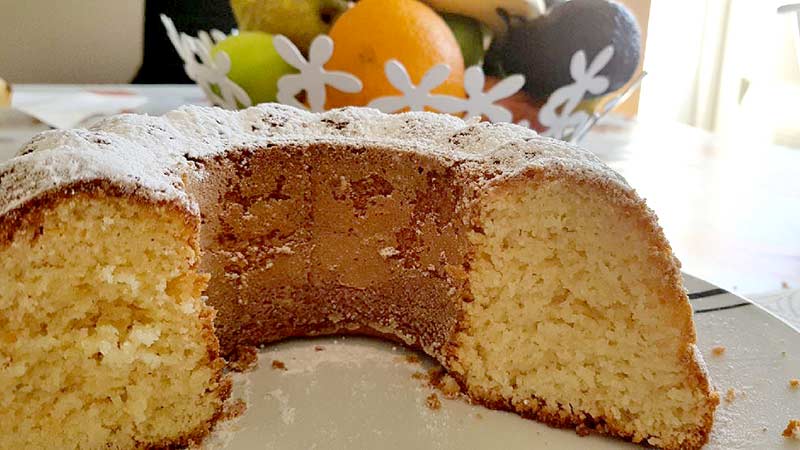 Ciambella al cocco senza glutine