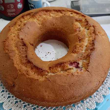 Ciambella alle fragole