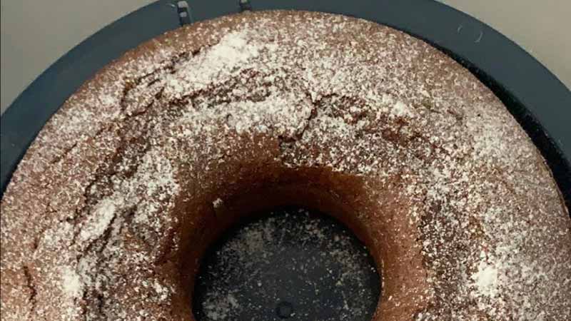 Ciambella alle nocciole e cacao