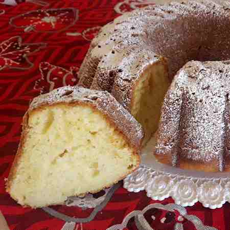 Ciambella allo yogurt all'albicocca