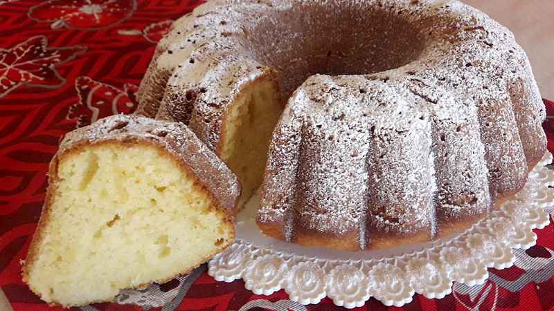 Ciambella allo yogurt all'albicocca