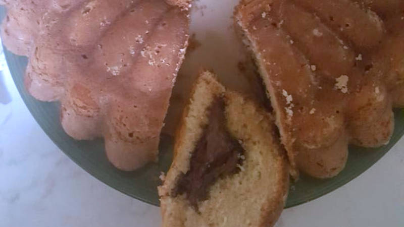 Ciambella con cuore di Nutella morbido