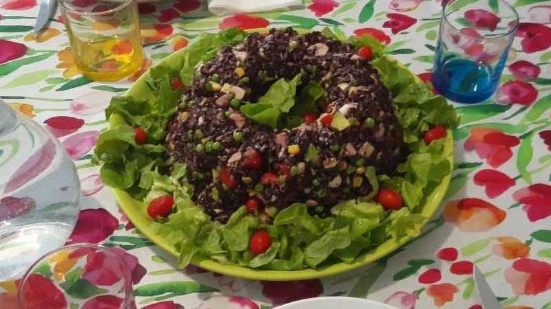 Ciambella di insalata di riso venere