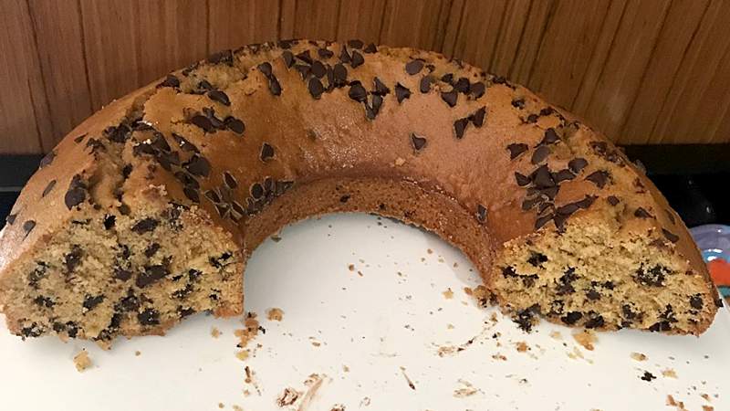 Ciambella light con gocce di cioccolato