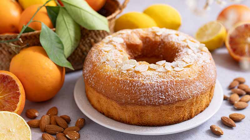 Ciambella limone, arance e mandorle