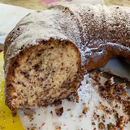 Ciambella mele e cioccolato