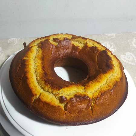 Ciambella miele e ricotta