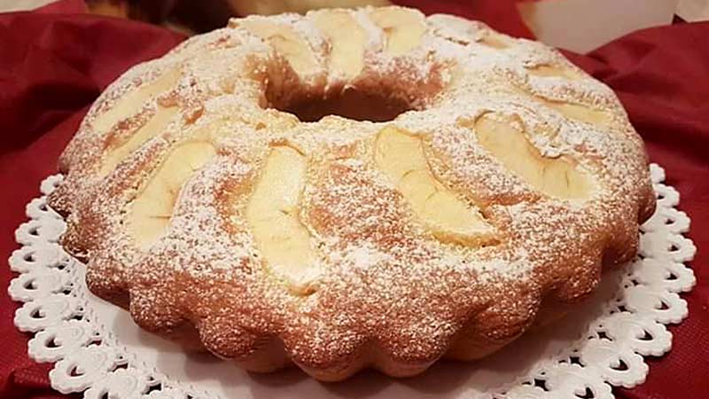 Ciambella soffice mele e yogurt