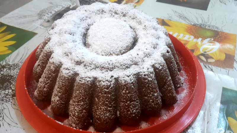 Ciambellone alla Strega