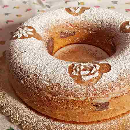 Ciambellone dal cuore morbido alla Nutella