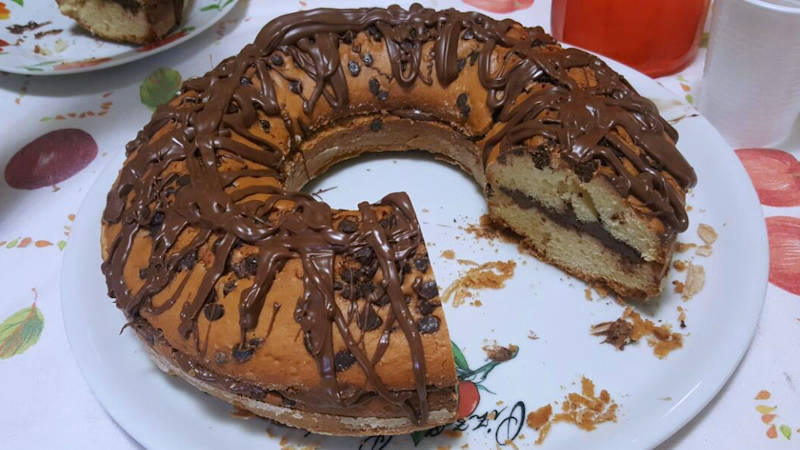 Ciambellone gocce di cioccolato e Nutella