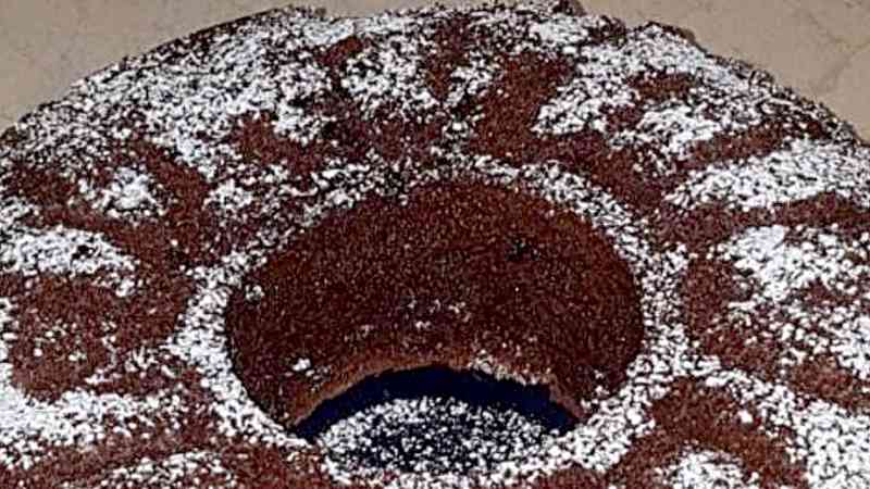 Ciambellone soffice al cacao