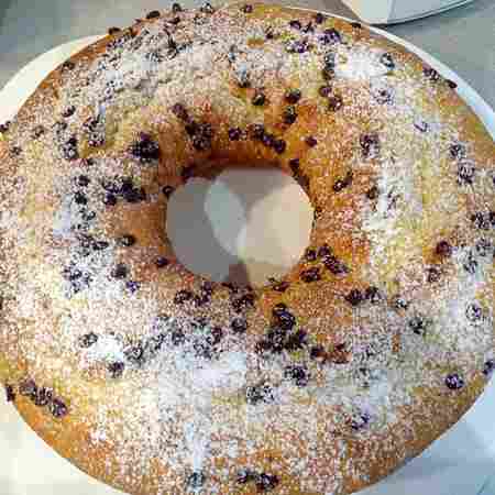Ciambellone veloce con gocce di cioccolato