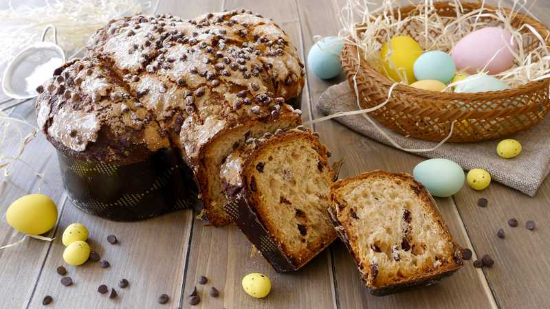 Colomba con gocce di cioccolato