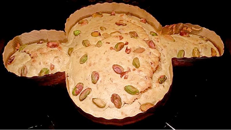 Colomba salata mortadella e pistacchi