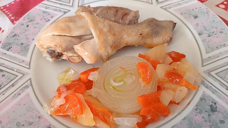 Cosce di pollo e salsiccia a Varoma