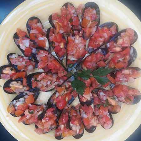 Cozze con pomodori