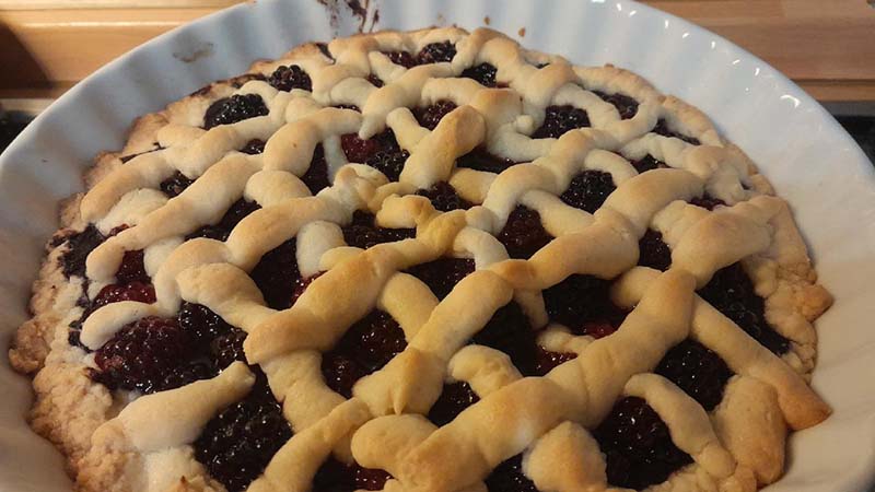 Crostata alle more