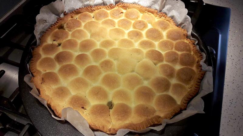 Crostata di banane e amaretti