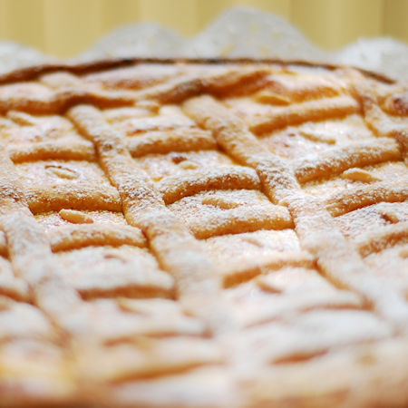 Crostata ricotta e pinoli