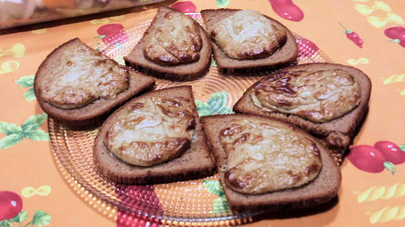 Crostini ai funghi porcini